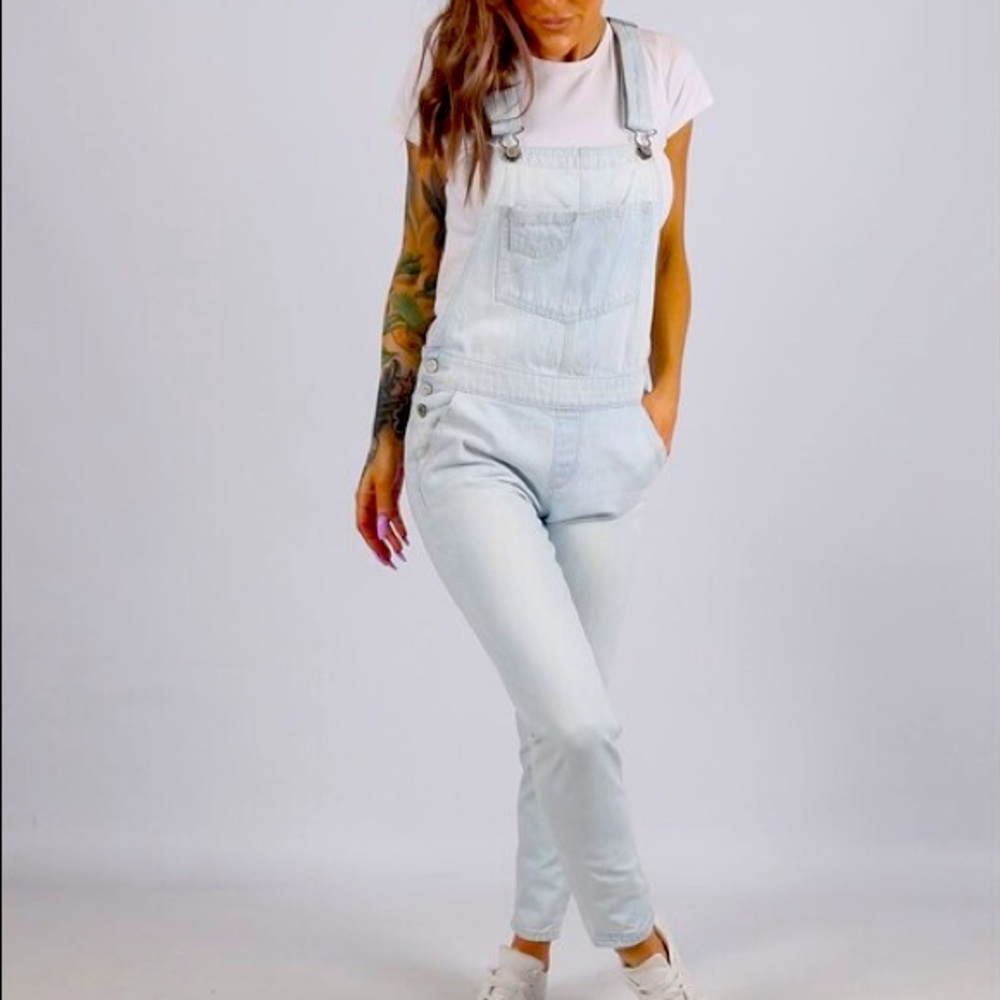HOLLISTER Crop Boyfriend Denim Overalls Skinny M
